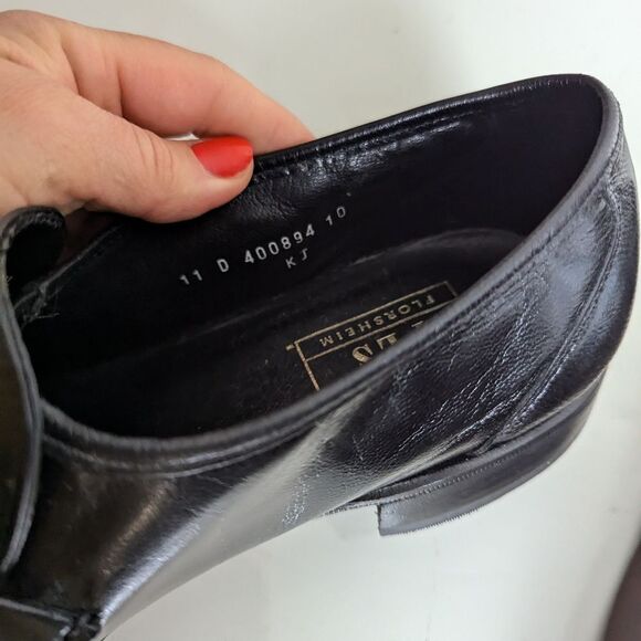 Men's Florsheim Como Flat Strap Loafers, Black Leather, Size 11 - Picture 6 of 9